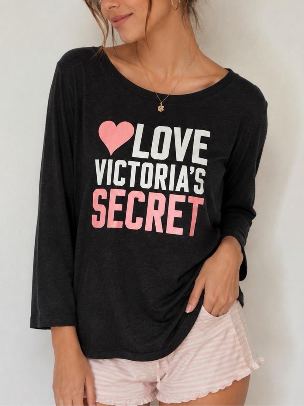 Victoria’s Secret Love Graphic 3/4 Sleeve Top Black Pink Size Medium